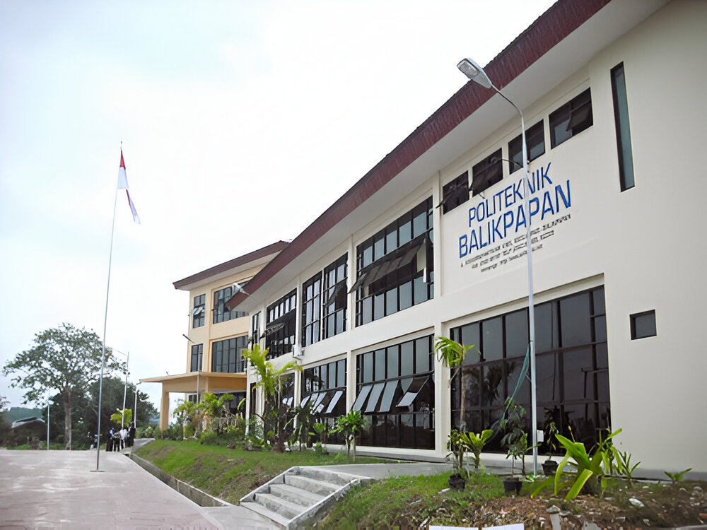 Penegerian Politeknik Negeri Balikpapan tahun 2011