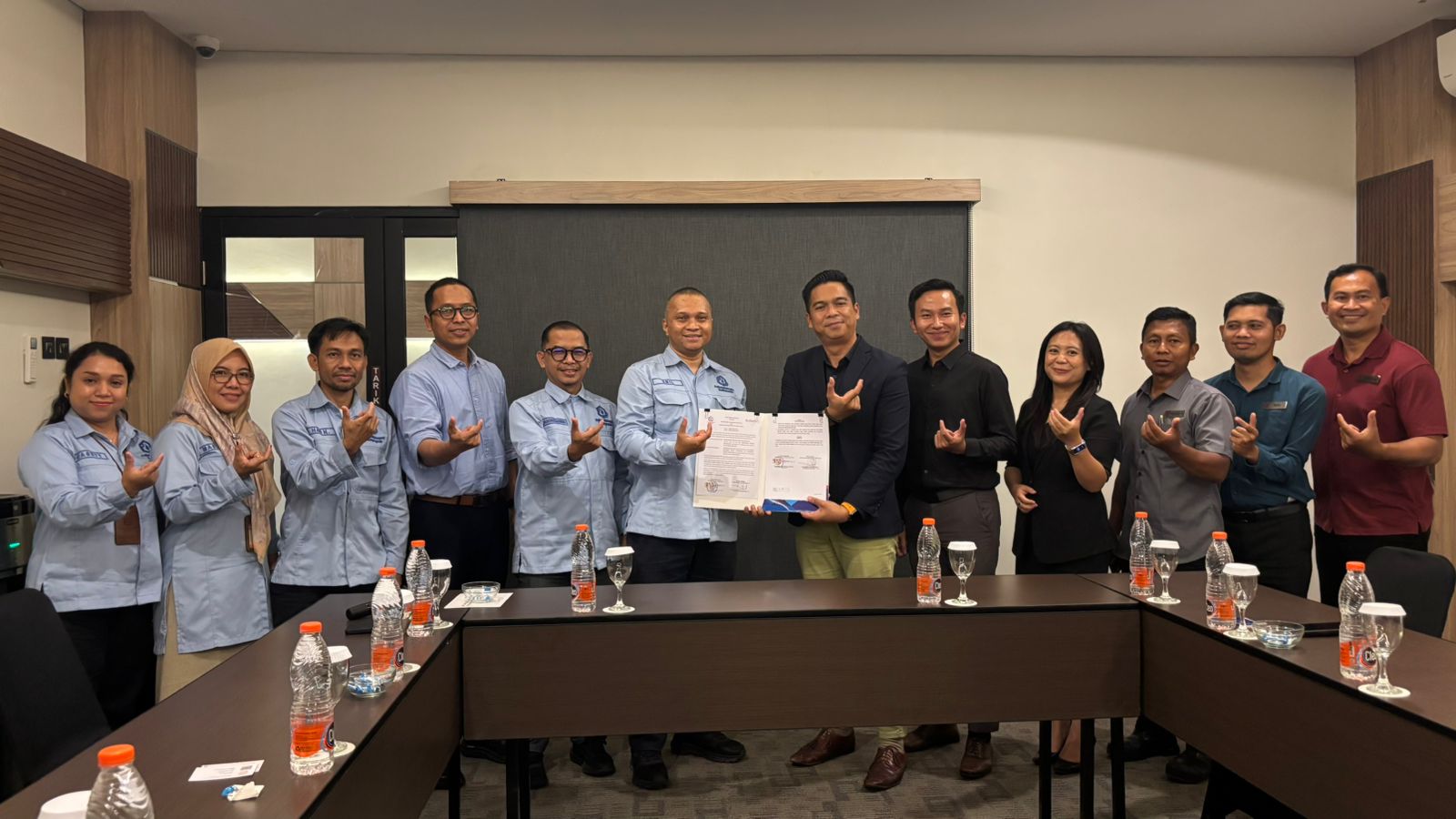 Poltekba Teken MoU dengan Hotel Qubika, Perkuat Link and Match dengan Industri Perhotelan