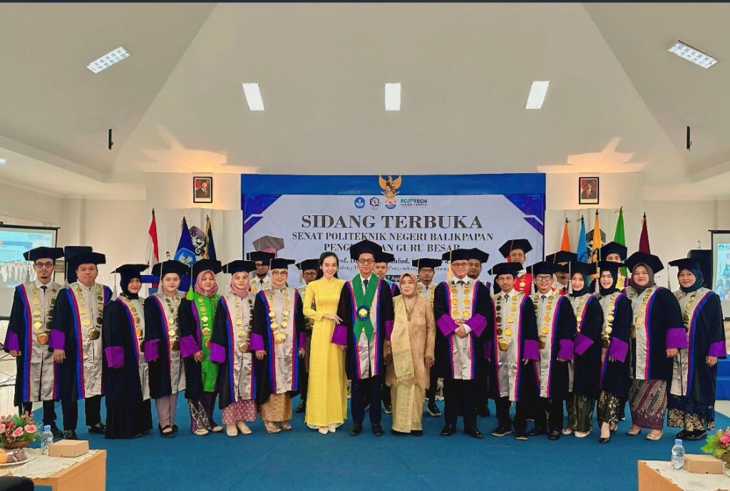 Mengukir Sejarah: Prof. Tuatul Mahfud Jadi Profesor Termuda di Kampus Vokasi Indonesia